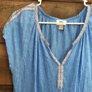 Old navy women’s top size L